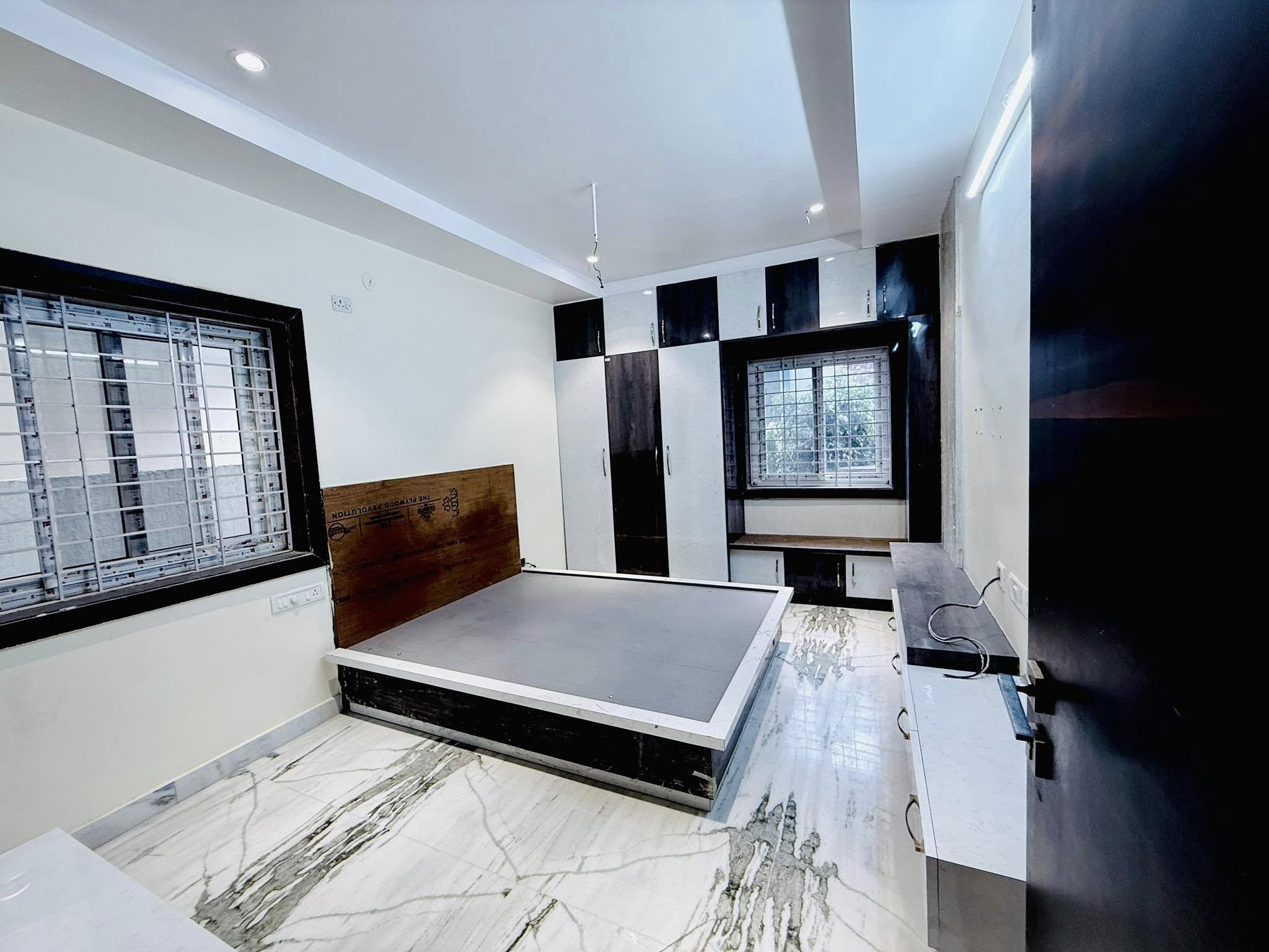 BEAUTIFUL GATED COMMUNITY VILLA FOR SALE IN ADIBATLA | 178 SQYD | WEST FACE | 40 ROAD 4BHK | 2877 SFT | FULLY FURNISHED |